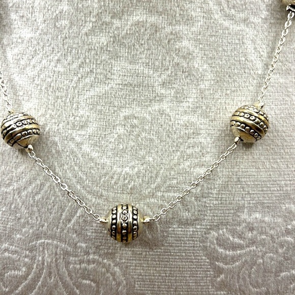RMN Silver Tone Station Round Decorative Silver Beads Necklace 18” with 2” ext - Picture 2 of 9